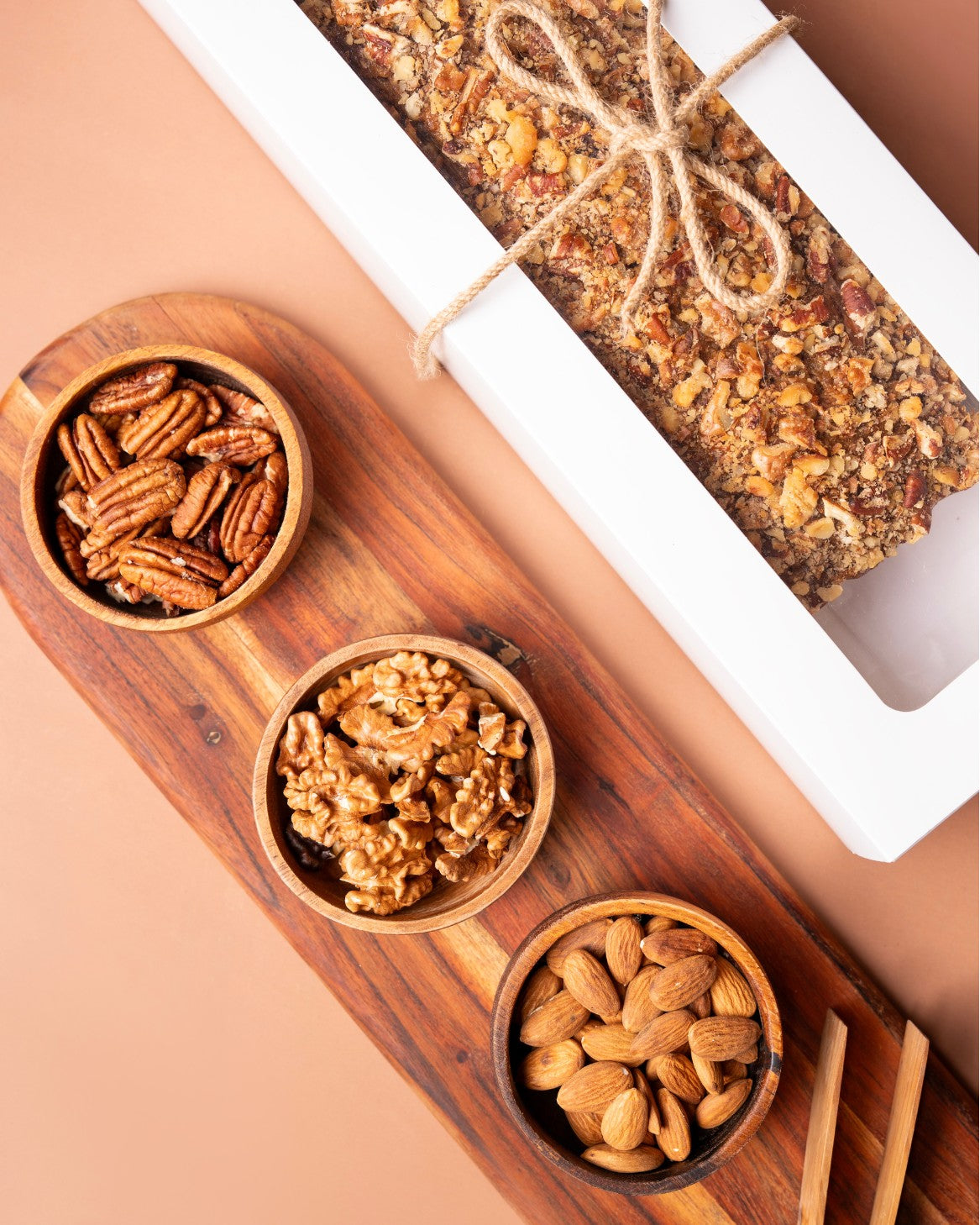 كيكة التمر مع الجوز